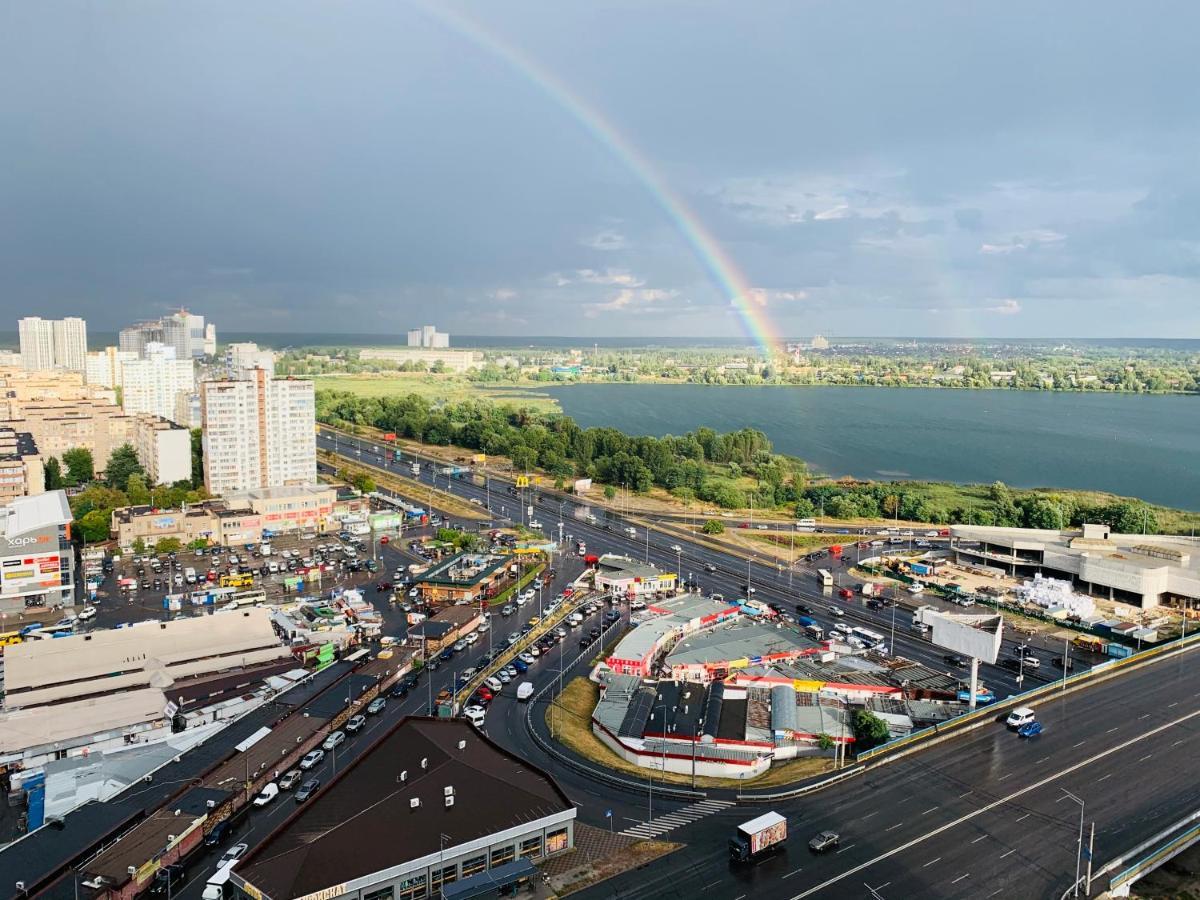 Квартира В Жк Лебединый, Ревуцкого 40 В, Метро Харьковская Позняки Kiev Eksteriør billede